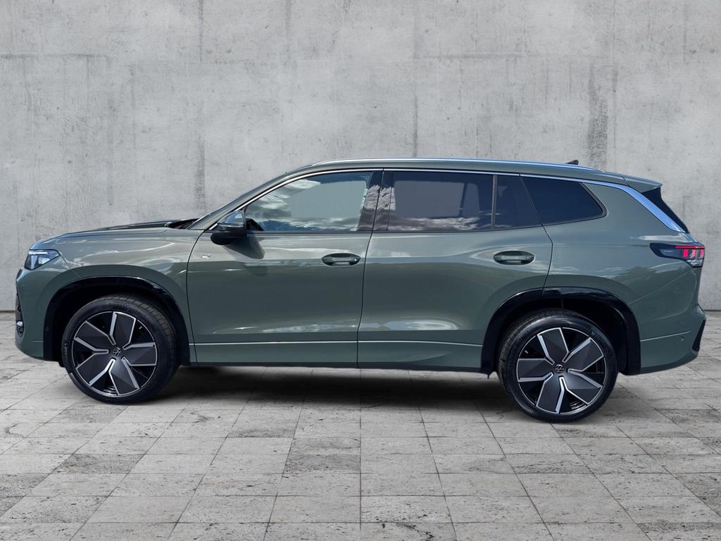 Volkswagen Tayron 2025 г. Зелёный, пробег 11793 км