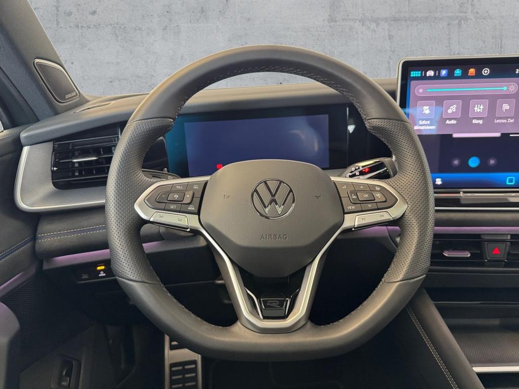 Volkswagen Tayron 2025 г. Зелёный, пробег 11793 км