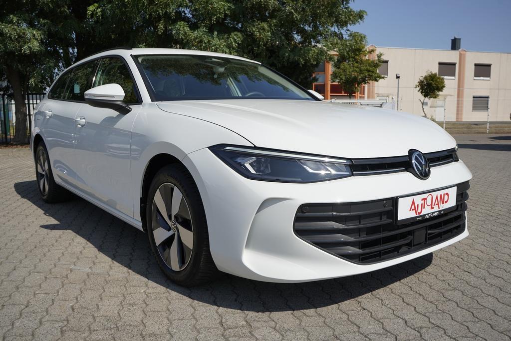 Volkswagen PASSAT VARIANT 2025 г. Белый, пробег 42321 км