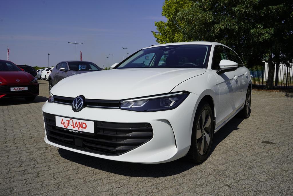 Volkswagen PASSAT VARIANT 2025 г. Белый, пробег 42321 км