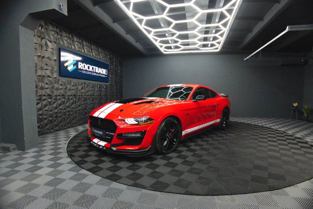 Ford Mustang 2021 г. Красный, пробег 51035 км