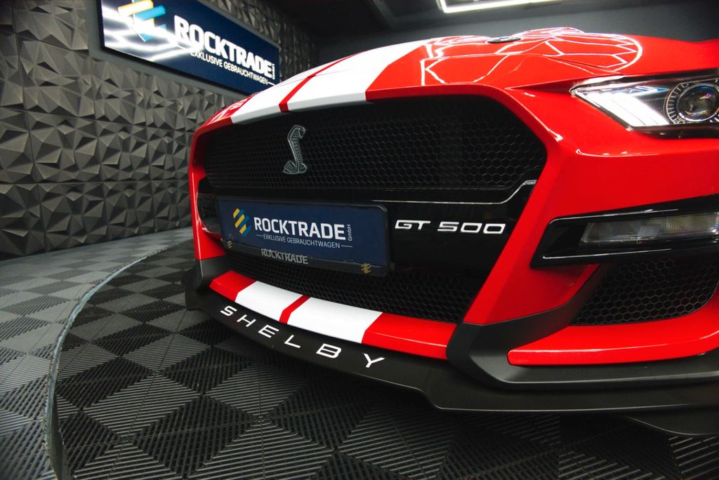 Ford Mustang 2021 г. Красный, пробег 51035 км