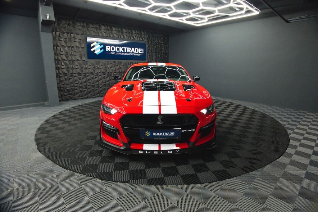 Ford Mustang 2021 г. Красный, пробег 51035 км