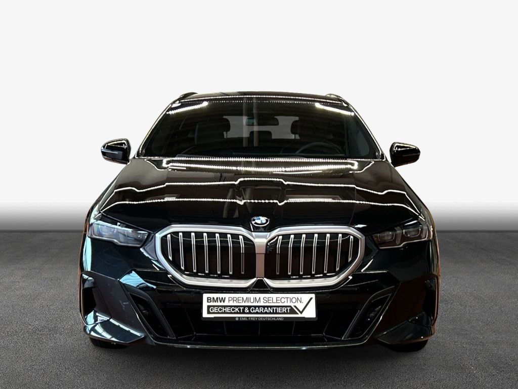 BMW 520 2025 г. Чёрный, пробег 34749 км