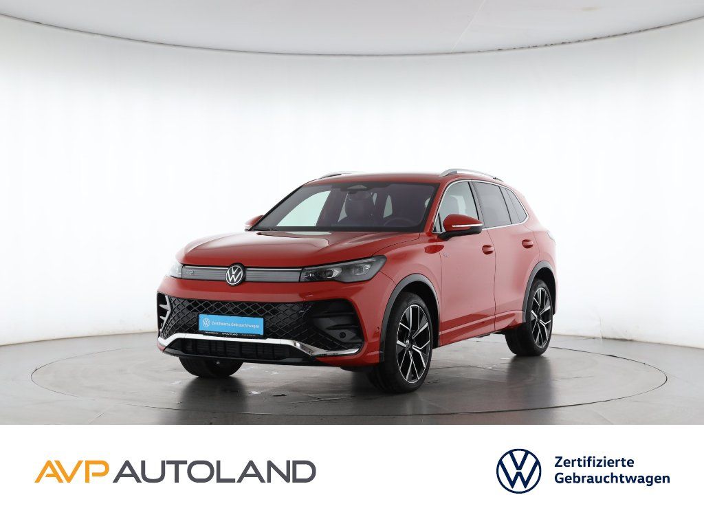 Volkswagen Tiguan 2025 г. Красный, пробег 11626 км