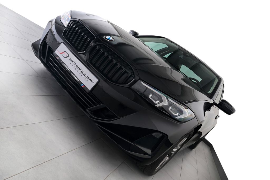 BMW 318 2024 г. Чёрный, пробег 25950 км