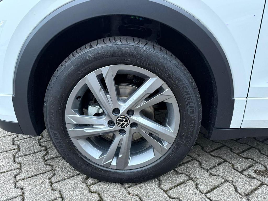 Volkswagen T-Cross 2024 г. Белый, пробег 19800 км