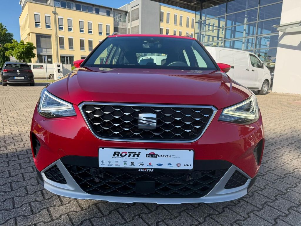 SEAT Arona 2023 г. Красный, пробег 34050 км