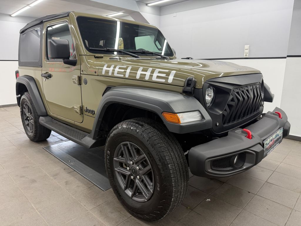Jeep Wrangler 2025 г. Зелёный, пробег 24548 км