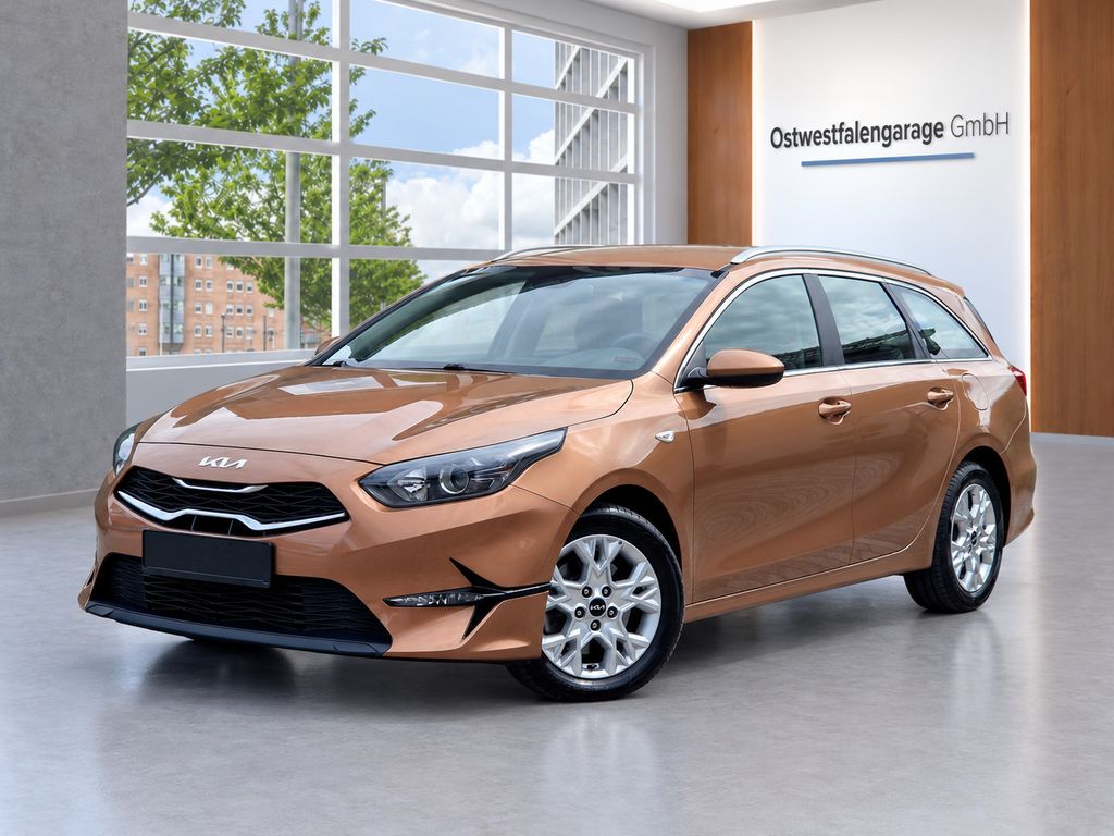 Kia CEE'D SPORTSWAGON 2022 г. Серый, пробег 48000 км