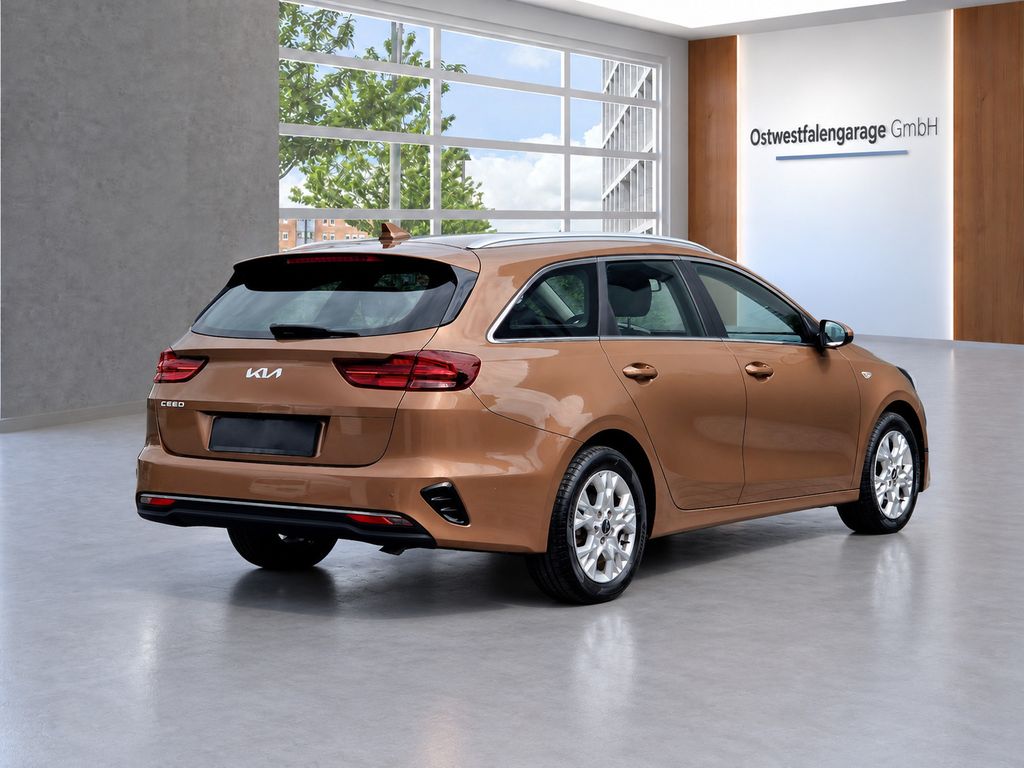 Kia CEE'D SPORTSWAGON 2022 г. Серый, пробег 48000 км