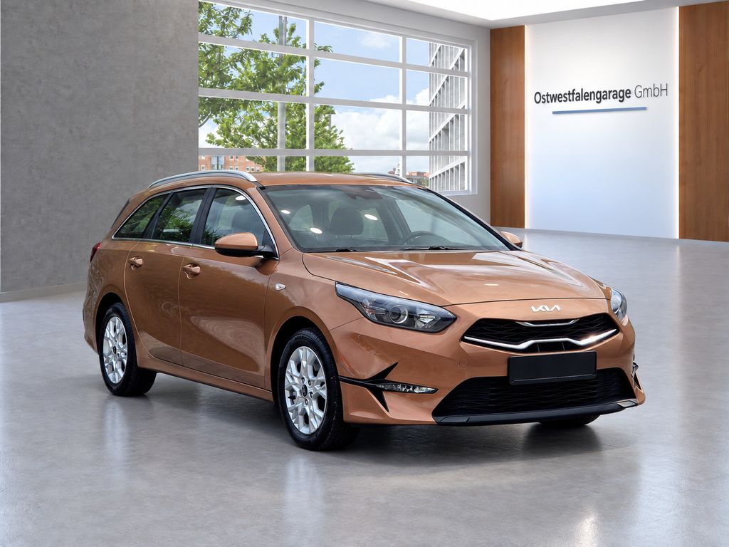Kia CEE'D / CEED 2022 г. Серый, пробег 48000 км