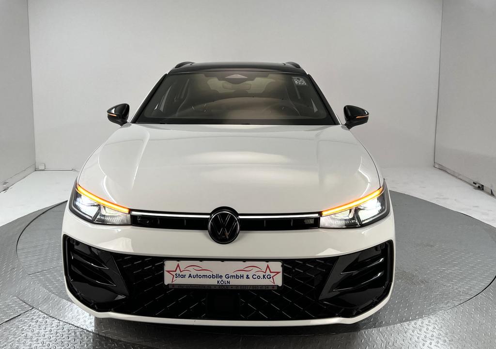 Volkswagen PASSAT VARIANT 2026 г. Белый, пробег 23107 км