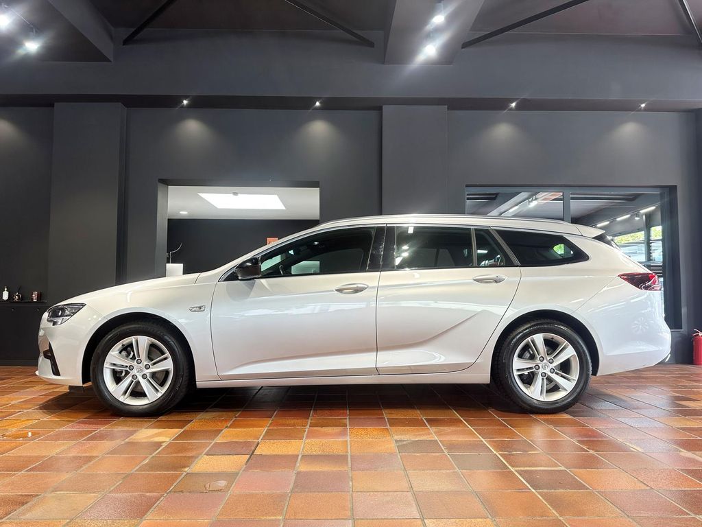 Opel Insignia 2021 г. Серебристый, пробег 50000 км