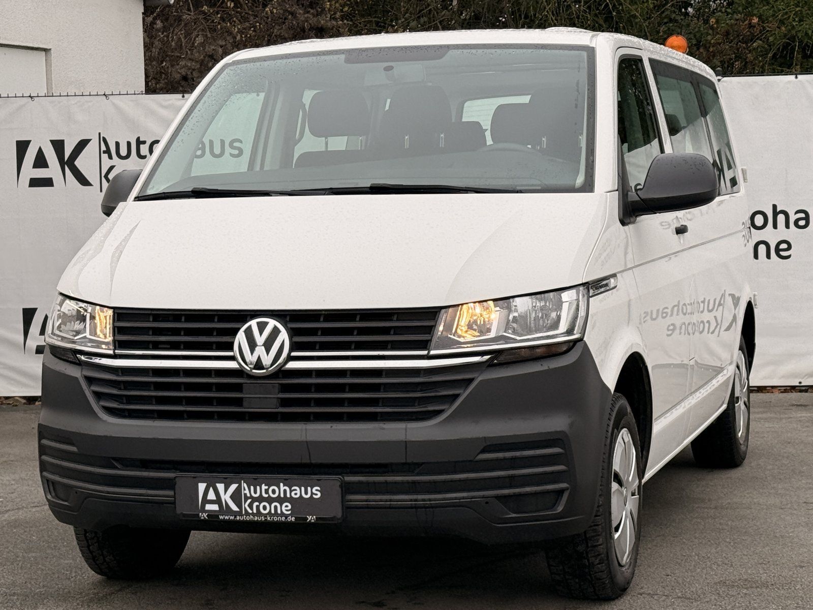 Volkswagen T6 CARAVELLE 2021 г. Белый, пробег 59637 км