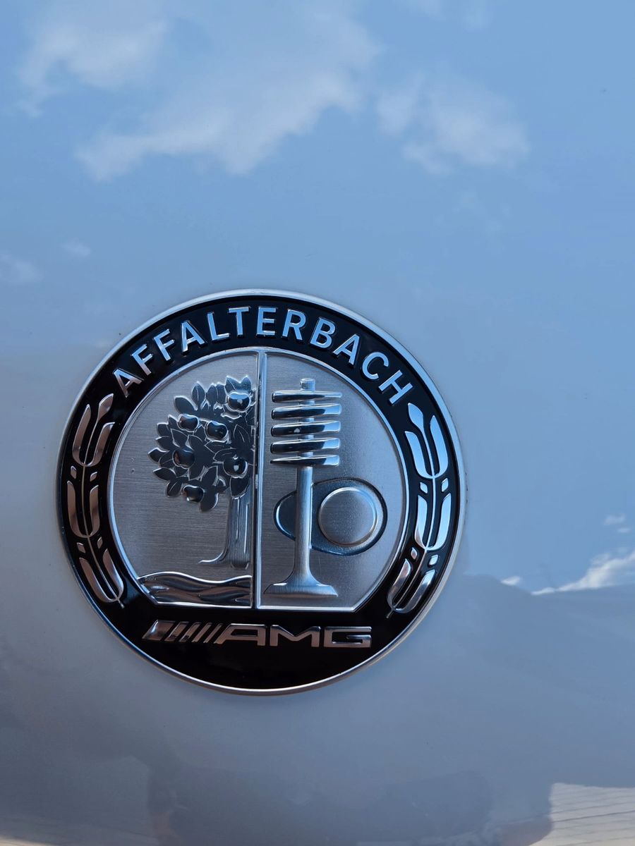 Mercedes-Benz GLS 63 2024 г. Белый, пробег 41350 км