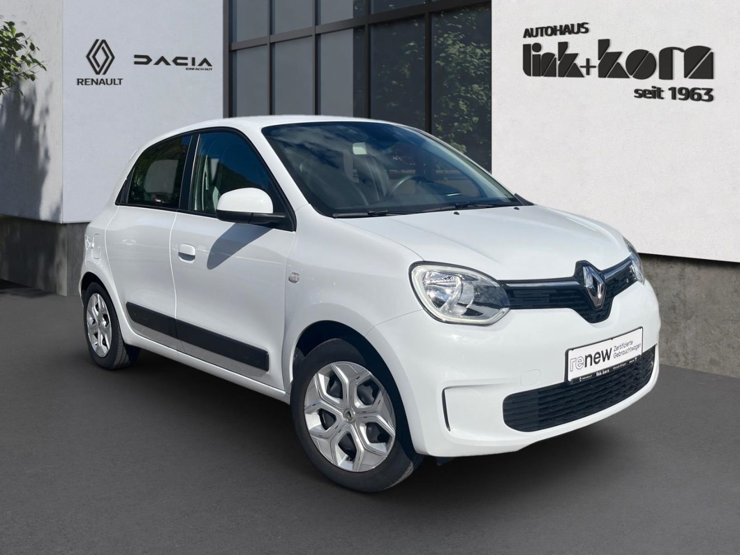 Renault Twingo 2021 г. Белый, пробег 39717 км