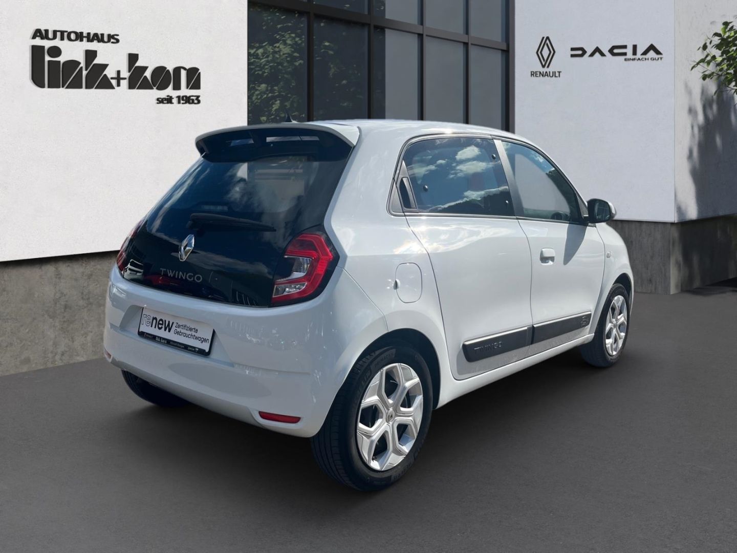 Renault Twingo 2021 г. Белый, пробег 39717 км