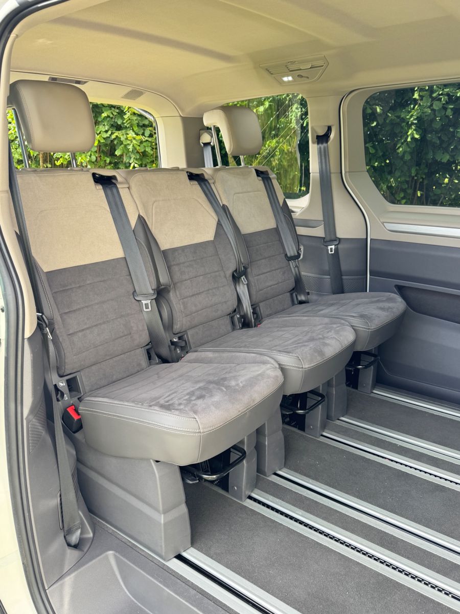 Volkswagen T7 MULTIVAN 2024 г. Белый, пробег 25050 км