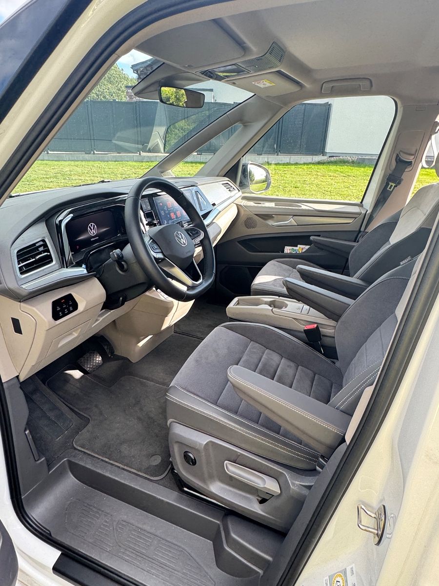 Volkswagen T7 MULTIVAN 2024 г. Белый, пробег 25050 км