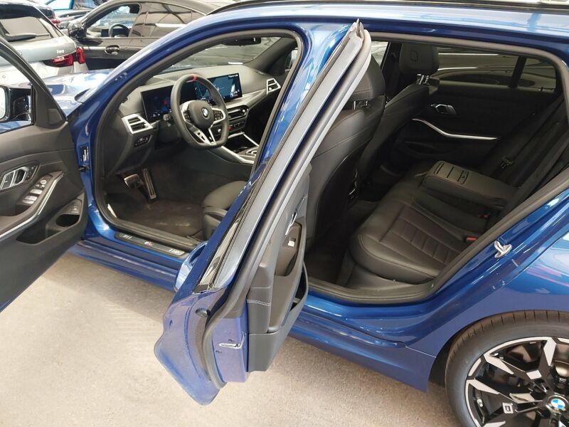BMW M340I 2026 г. Синий, пробег 23900 км