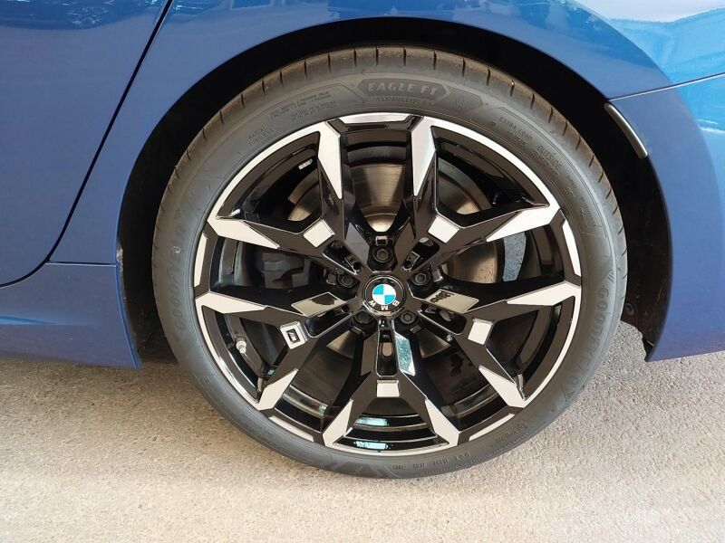 BMW M340I 2026 г. Синий, пробег 23900 км