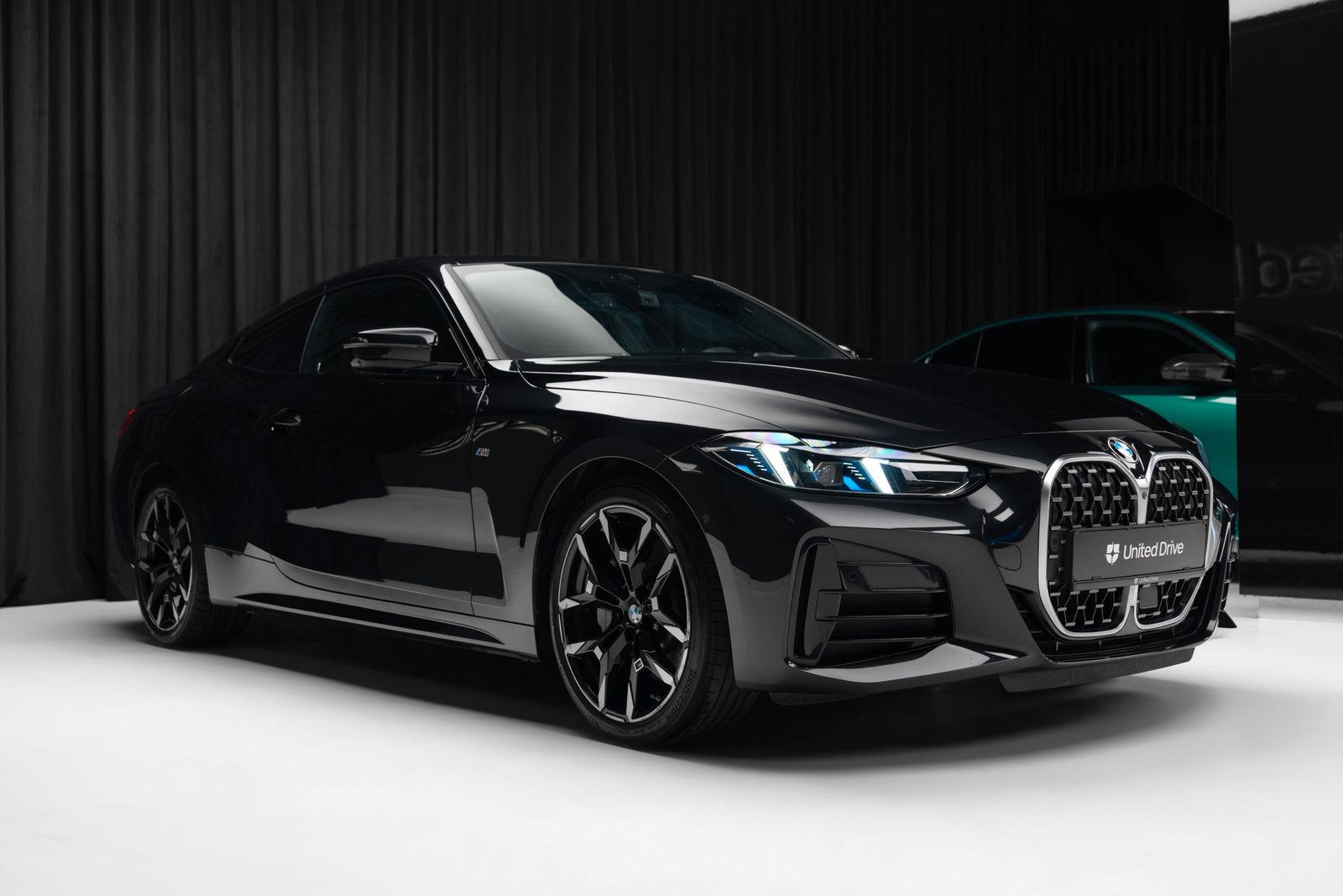 BMW 430 2025 г. Чёрный, пробег 24390 км