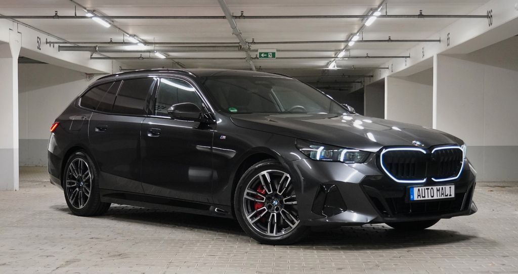 BMW 540 2025 г. Серый, пробег 55000 км