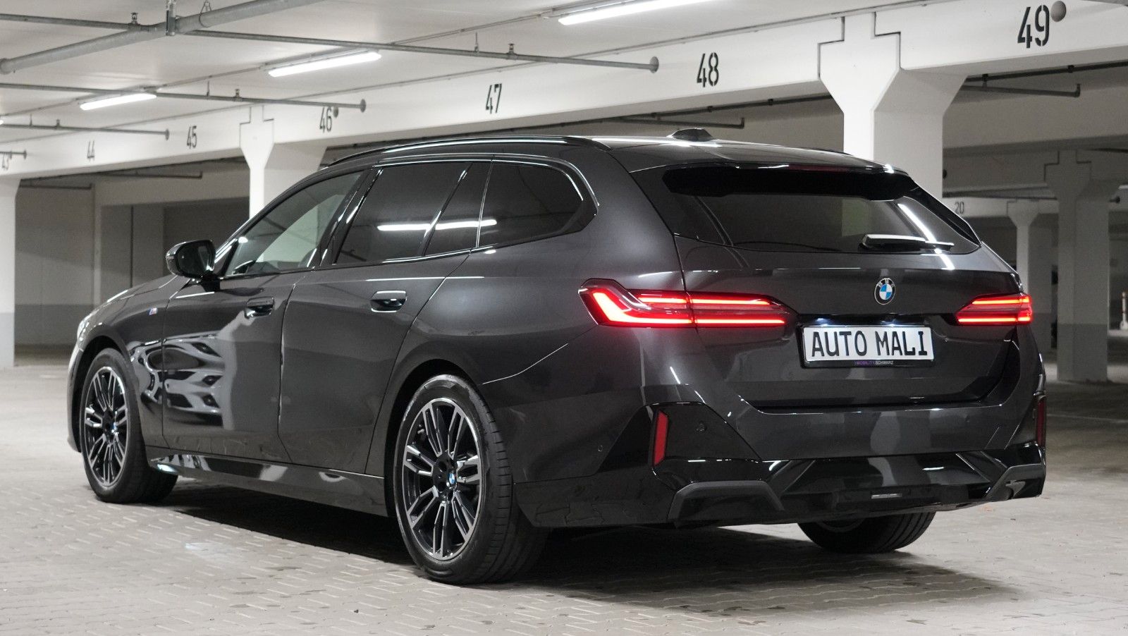 BMW 540 2025 г. Серый, пробег 55000 км
