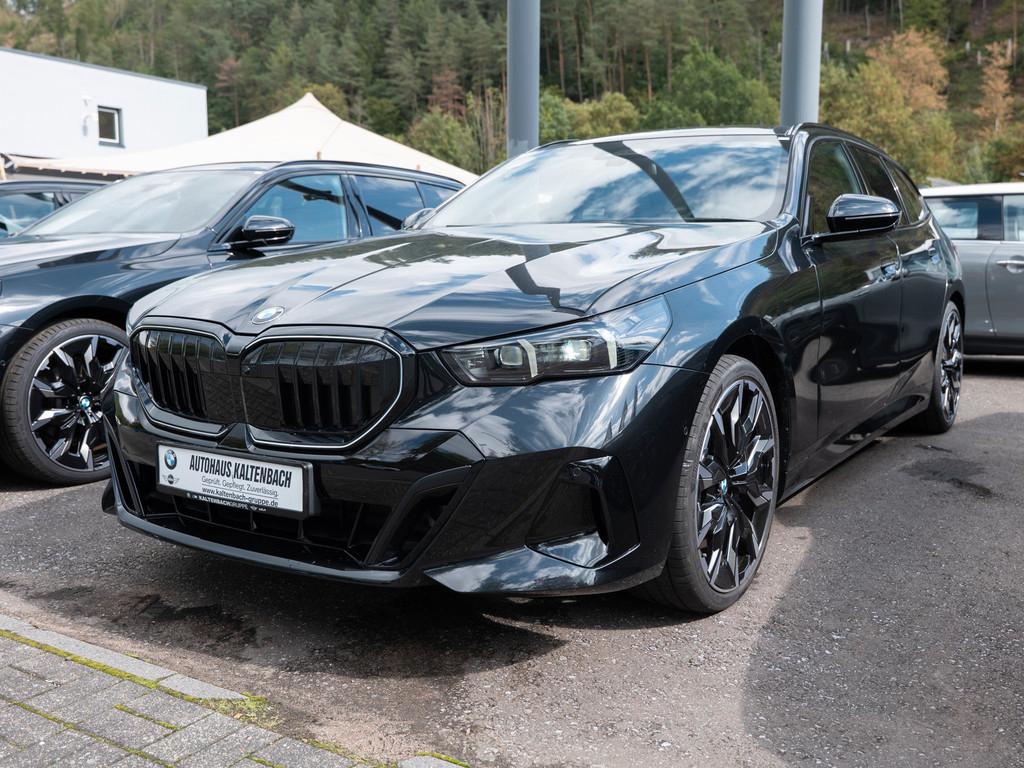 BMW 520 2026 г. Чёрный, пробег 7400 км