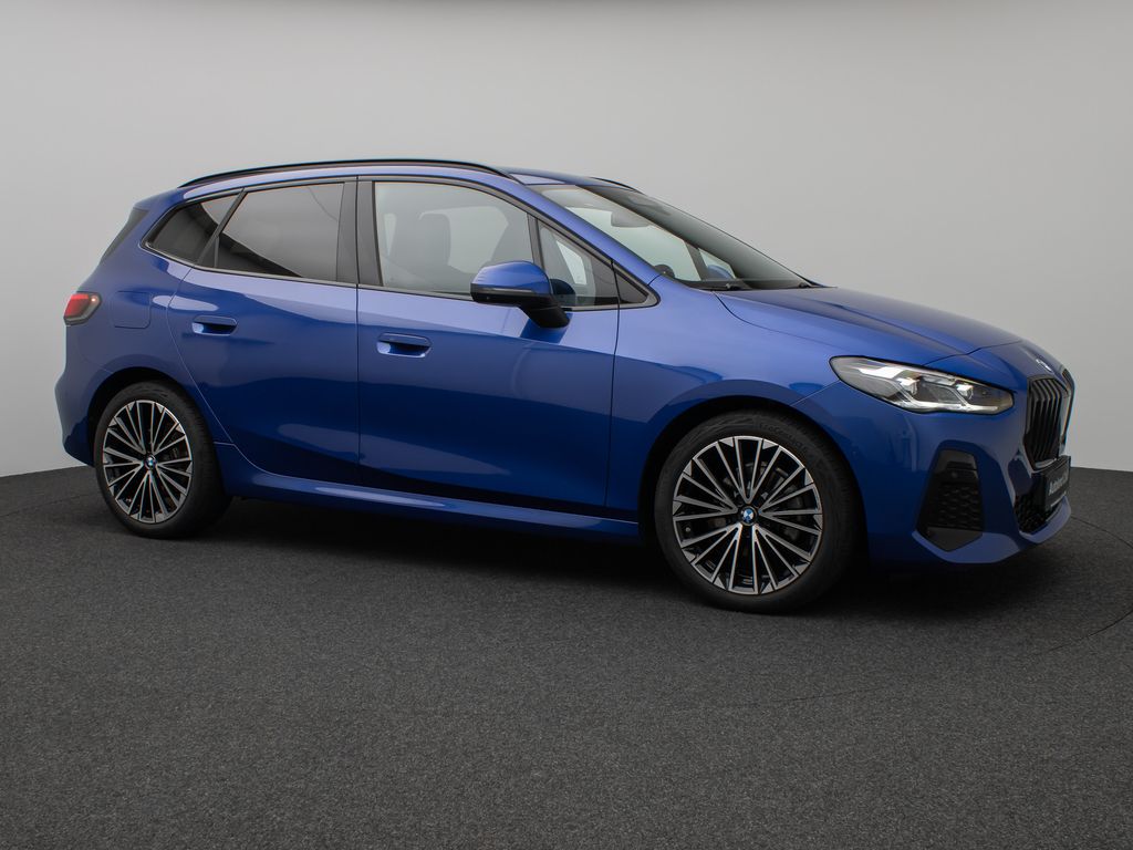 BMW 220 ACTIVE TOURER 2023 г. Синий, пробег 44644 км