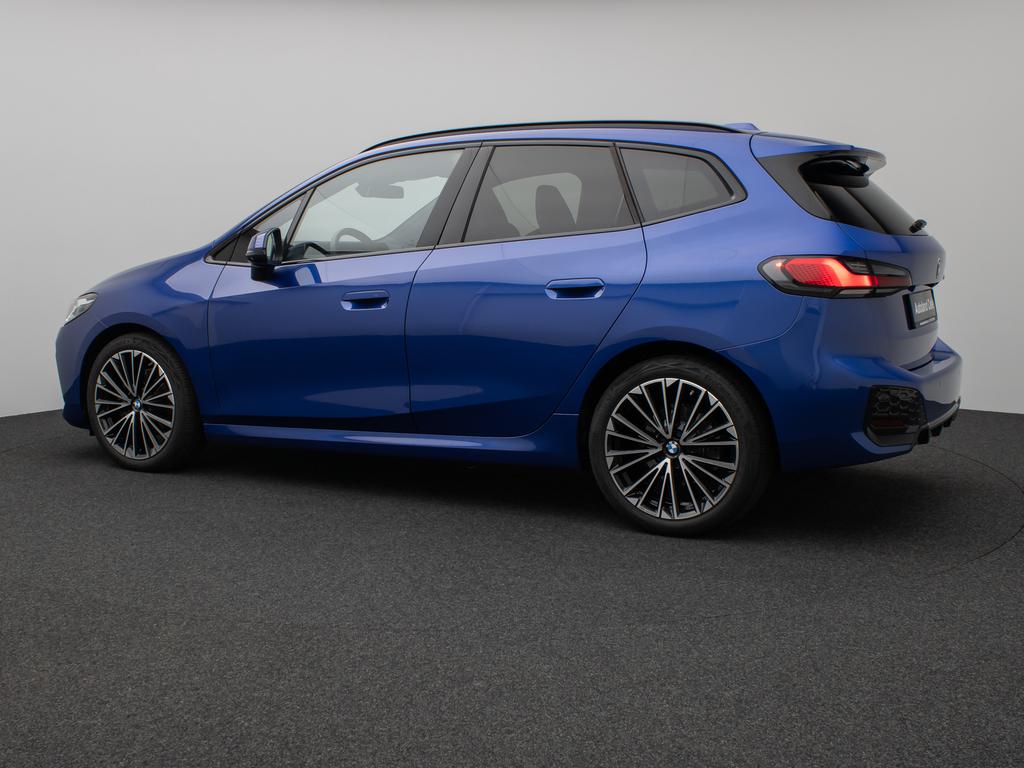 BMW 220 ACTIVE TOURER 2023 г. Синий, пробег 44644 км