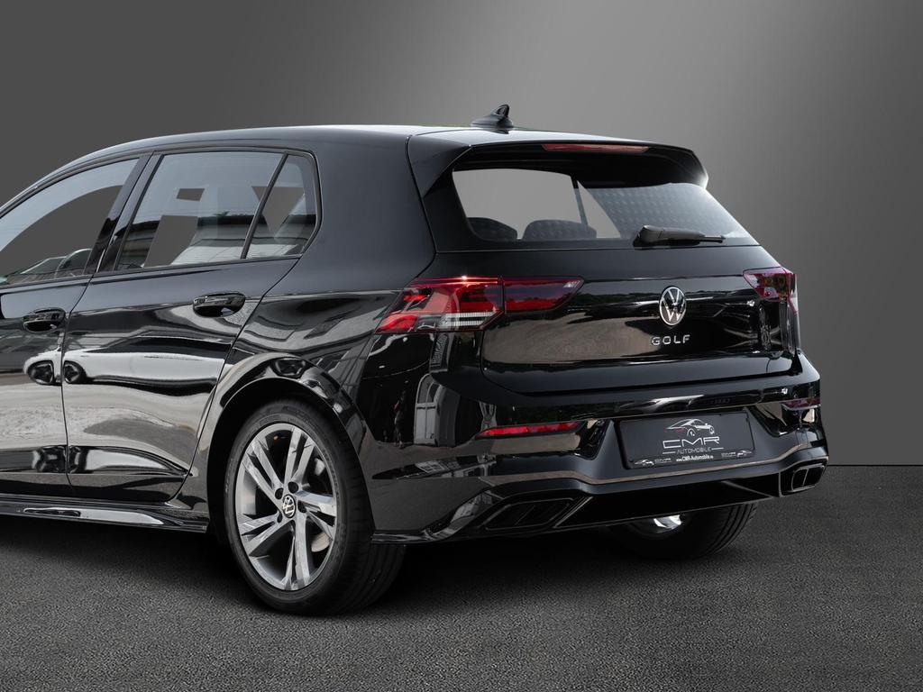 Volkswagen Golf 2024 г. Чёрный, пробег 18764 км