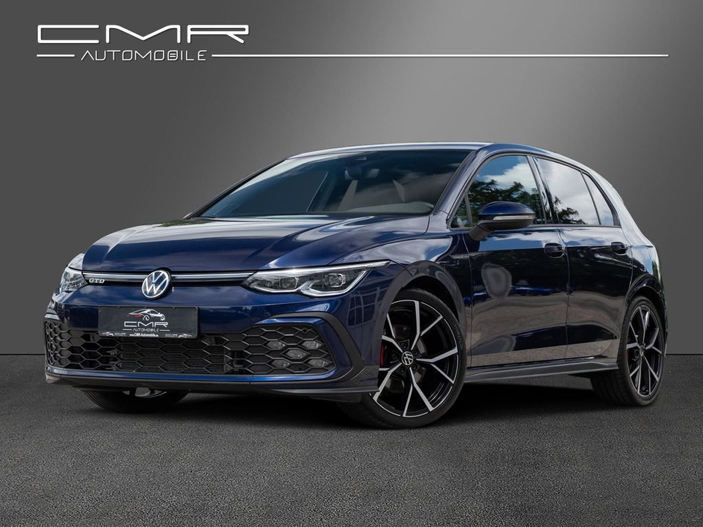 Volkswagen Golf 2023 г. Синий, пробег 50000 км