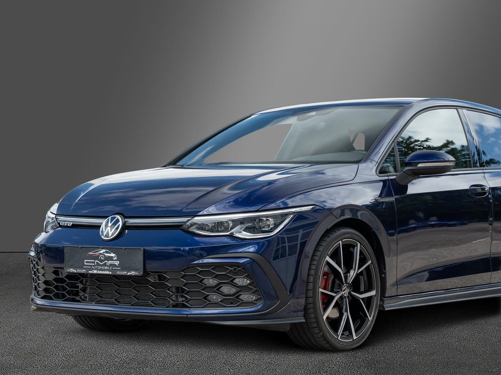 Volkswagen Golf 2023 г. Синий, пробег 50000 км
