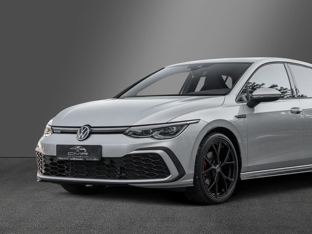 Volkswagen Golf 2024 г. Серебристый, пробег 27263 км