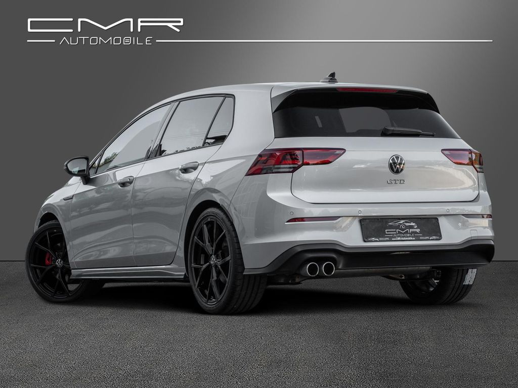 Volkswagen Golf 2024 г. Серебристый, пробег 27263 км