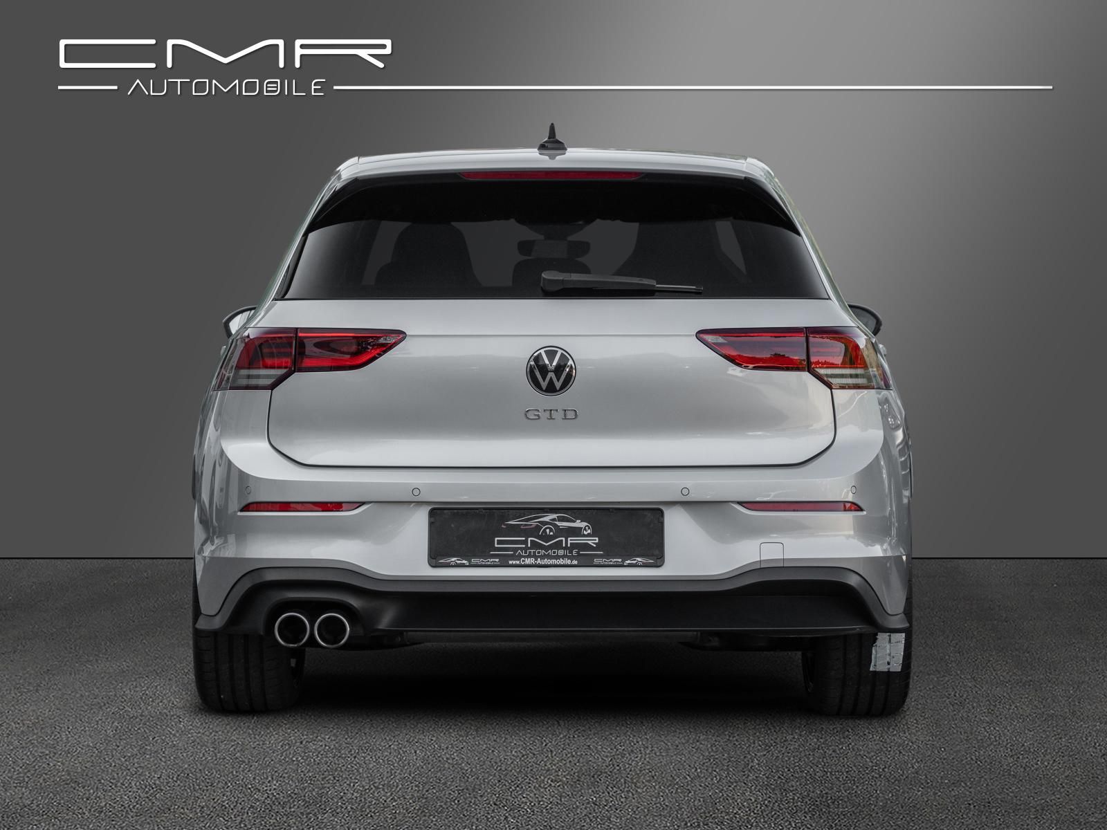 Volkswagen Golf 2024 г. Серебристый, пробег 27263 км