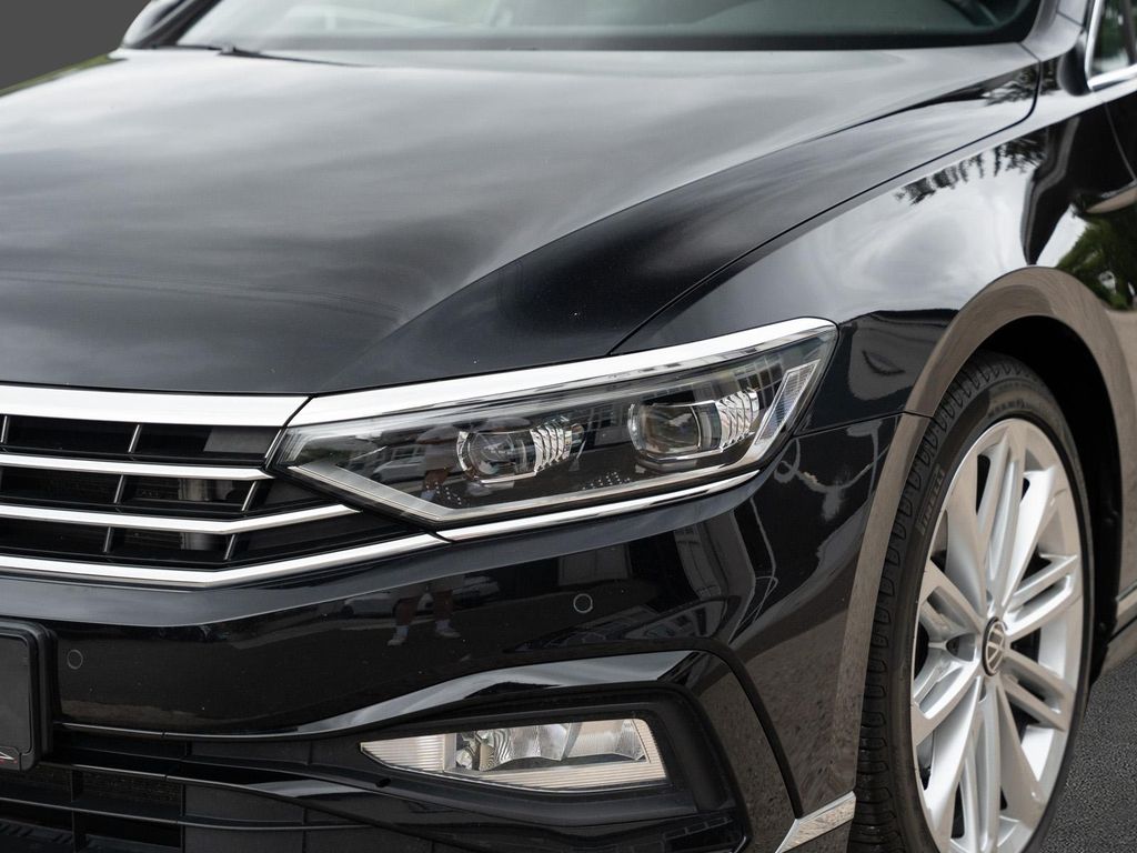 Volkswagen PASSAT VARIANT 2023 г. Чёрный, пробег 60000 км
