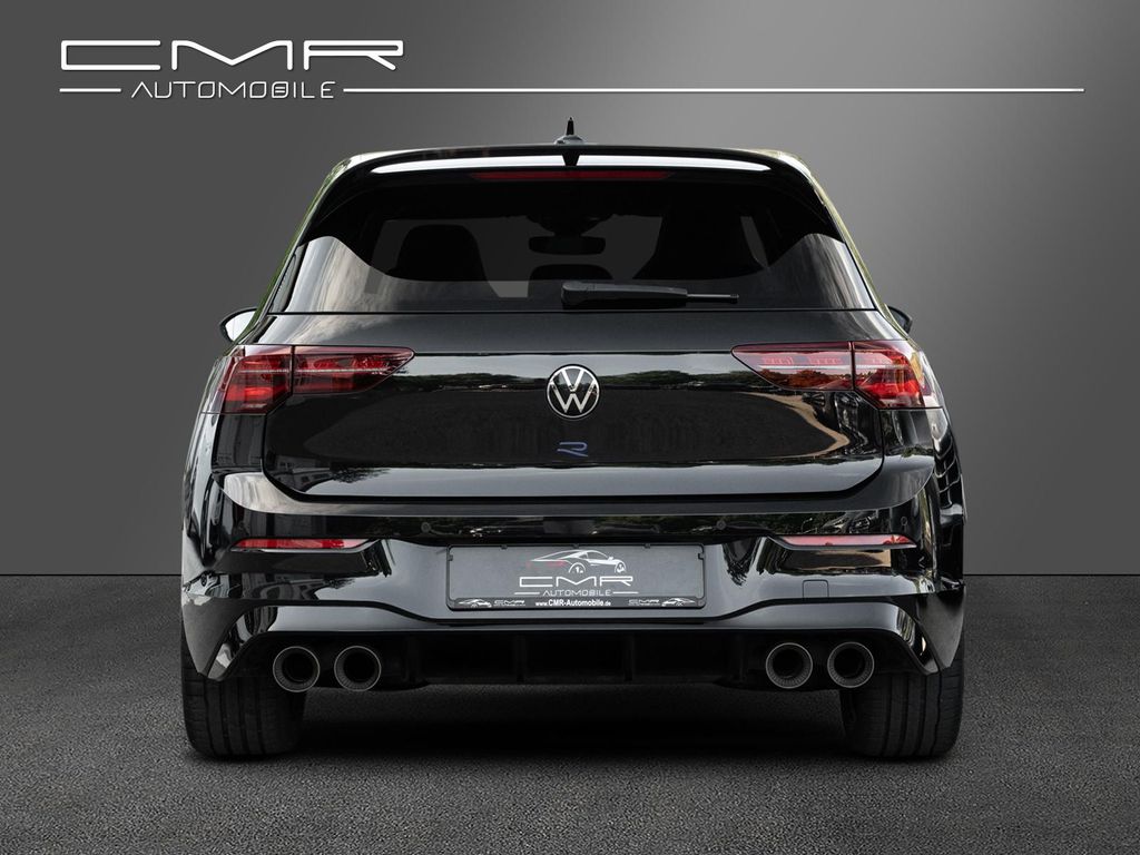 Volkswagen Golf 2023 г. Чёрный, пробег 40000 км