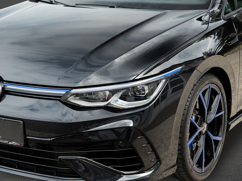 Volkswagen Golf 2024 г. Чёрный, пробег 28024 км