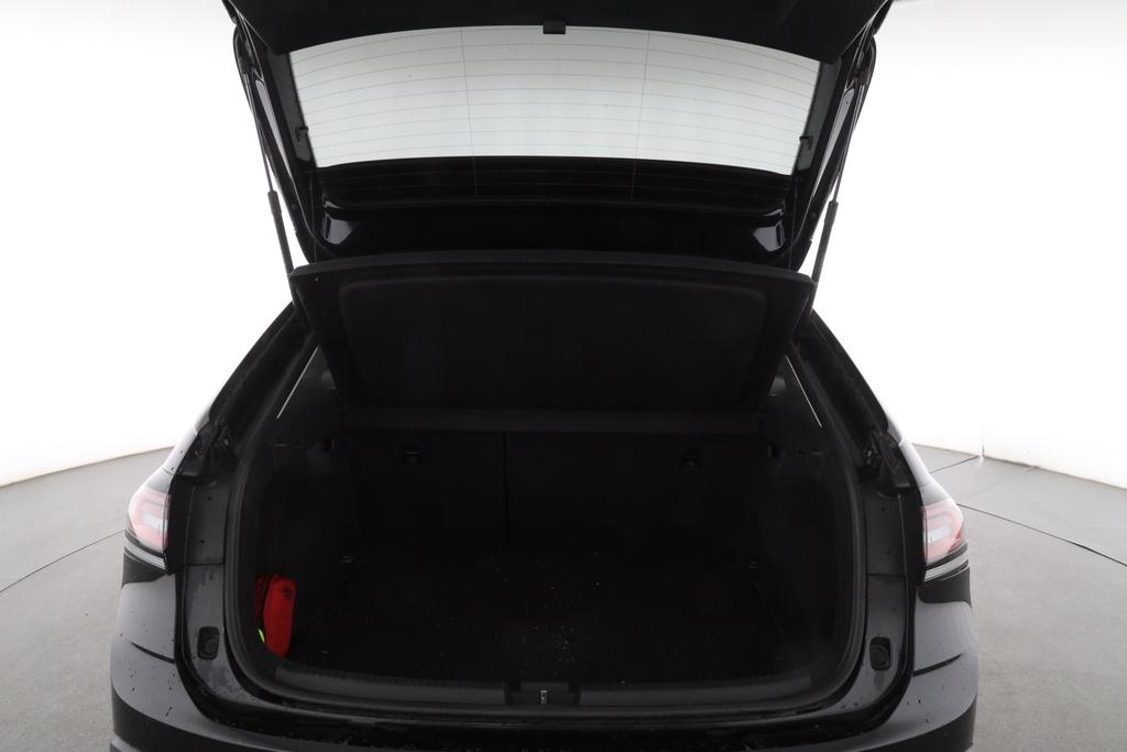 Volkswagen Taigo 2022 г. Чёрный, пробег 29990 км