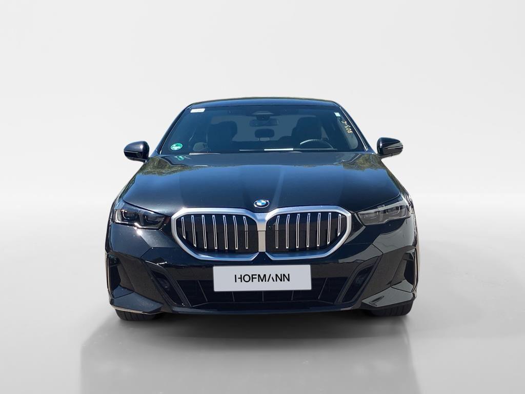 BMW 520 2026 г. Чёрный, пробег 18200 км