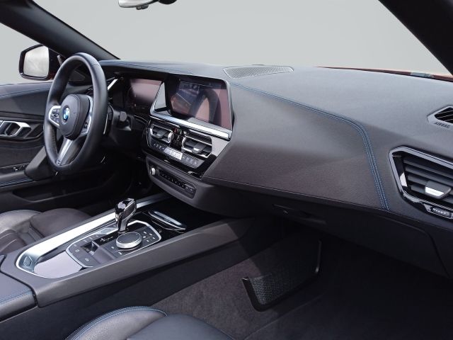BMW Z4 2022 г. Красный, пробег 57331 км