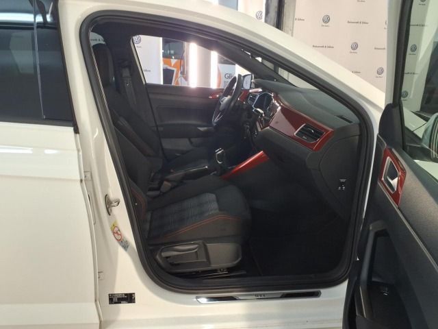 Volkswagen Polo 2022 г. Белый, пробег 40974 км