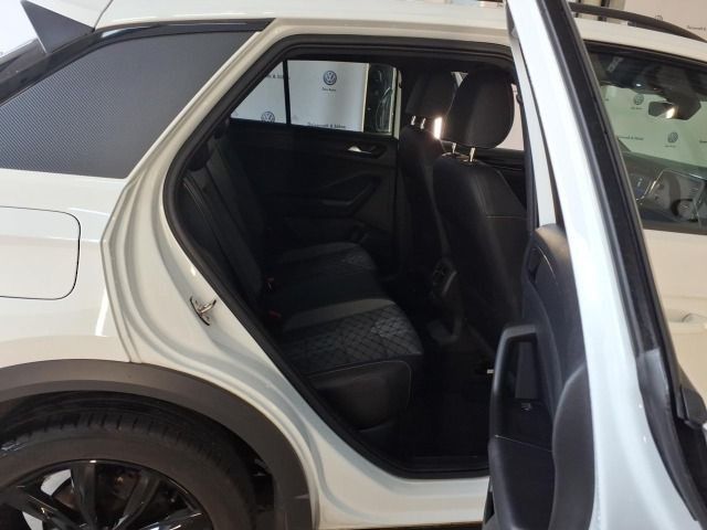 Volkswagen T-Roc 2023 г. Белый, пробег 40156 км