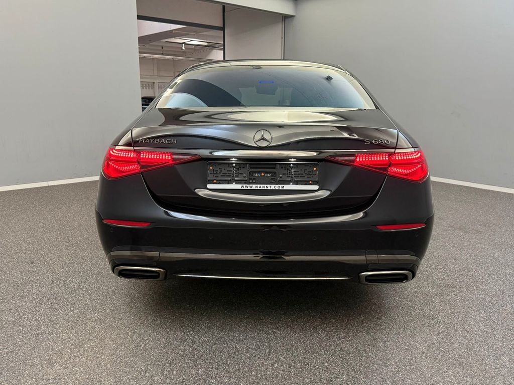 Mercedes-Benz S 680 2025 г. Чёрный, пробег 4123 км