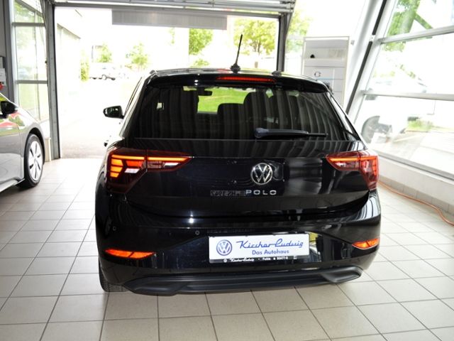 Volkswagen Polo 2023 г. Чёрный, пробег 42418 км
