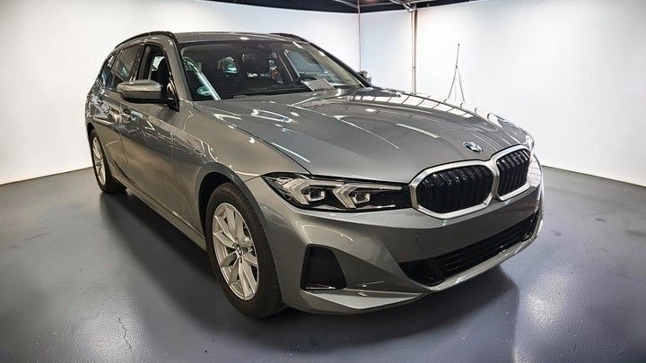BMW 320 2023 г. Серый, пробег 28000 км