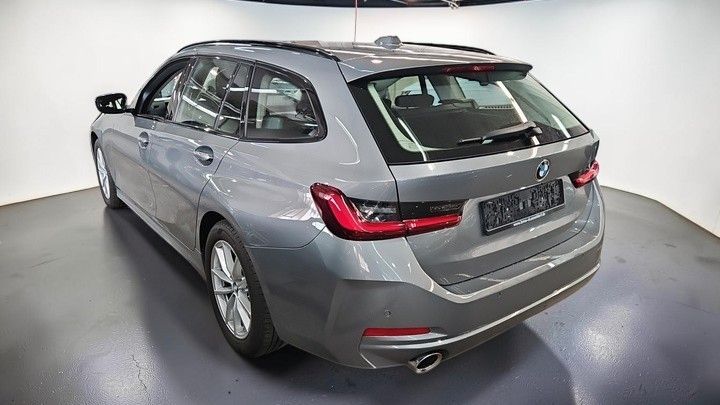 BMW 320 2023 г. Серый, пробег 28000 км